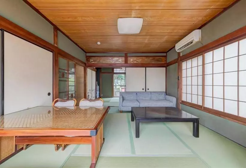 ペンション ささやかなおうち大貫海岸