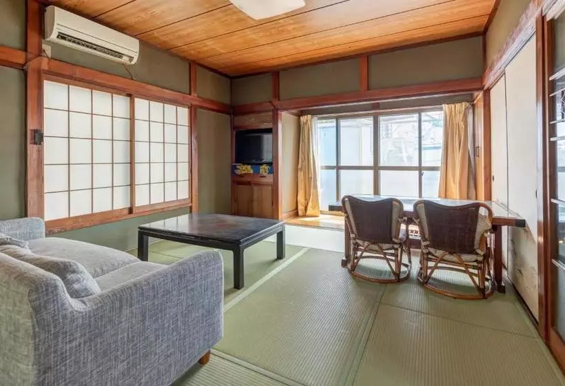 ペンション ささやかなおうち大貫海岸