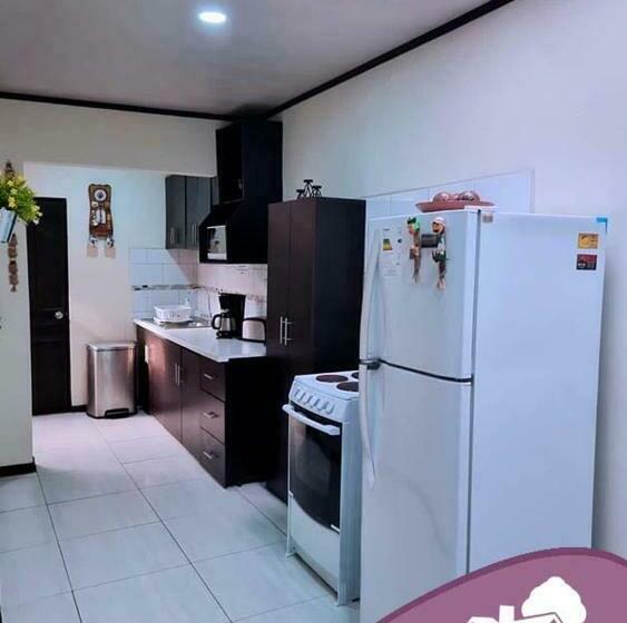 پانسیون Casa Colima