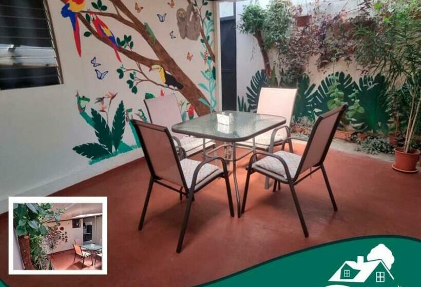 پانسیون Casa Colima