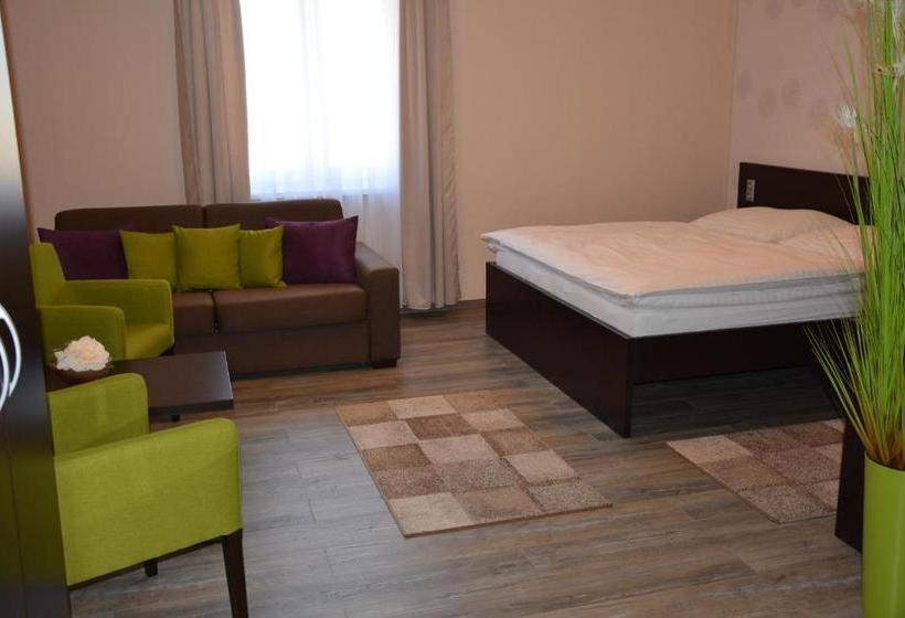 بنسيون Kmk Penzión