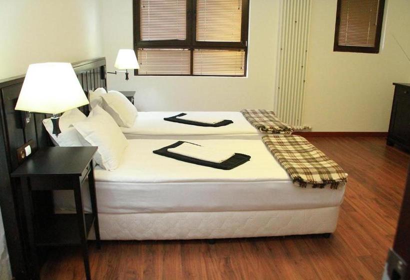 بنسيون Luxury Monevski Guest House