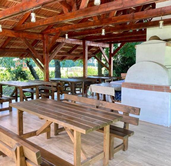 ペンション Ubytovanie U Aranky