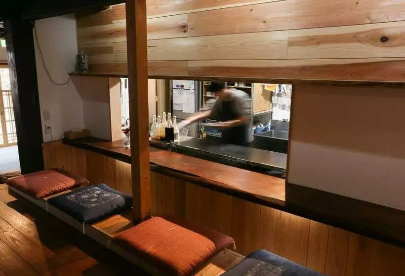 ユースホステル Guesthouse Izame Ann