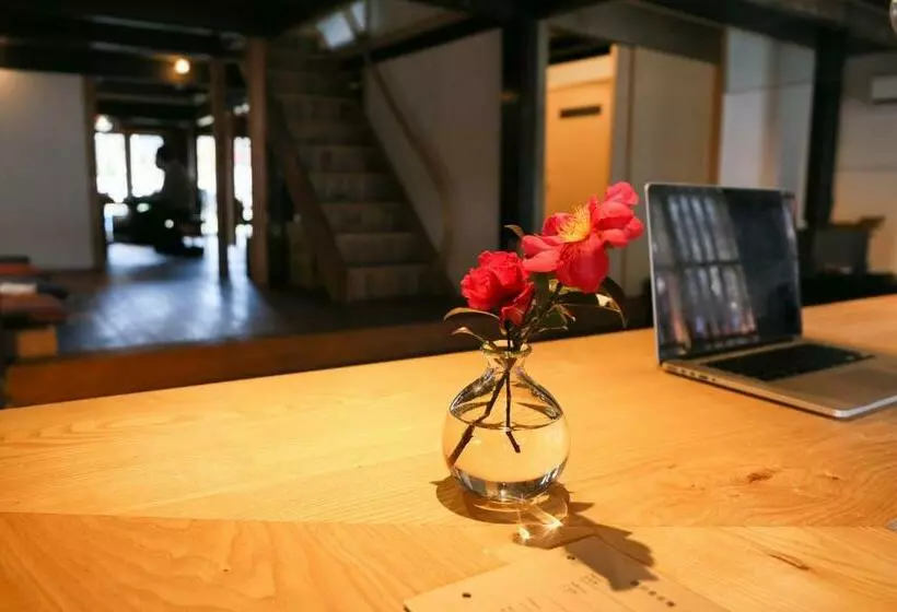 ユースホステル Guesthouse Izame Ann