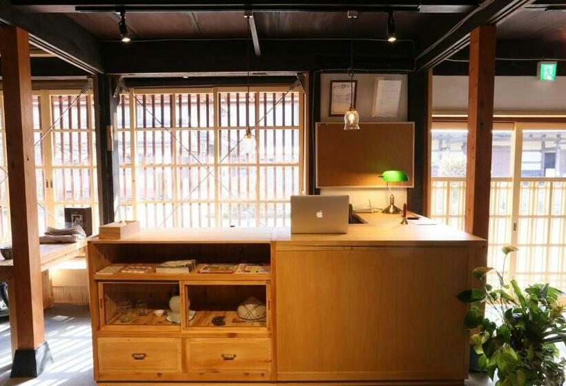 فندق صغير Guesthouse Izame Ann