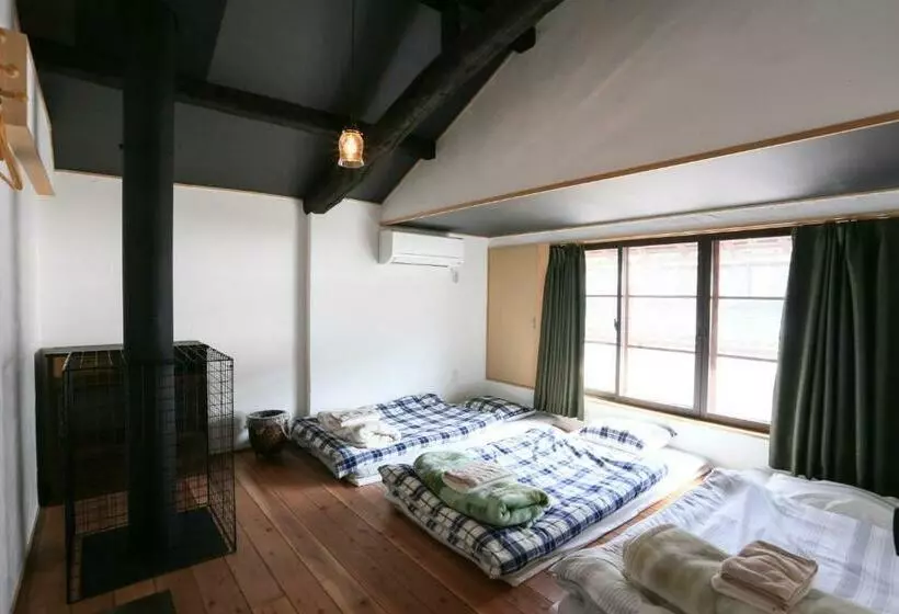 ユースホステル Guesthouse Izame Ann