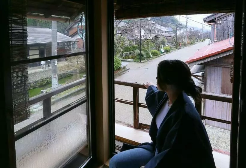 ユースホステル Guesthouse Izame Ann