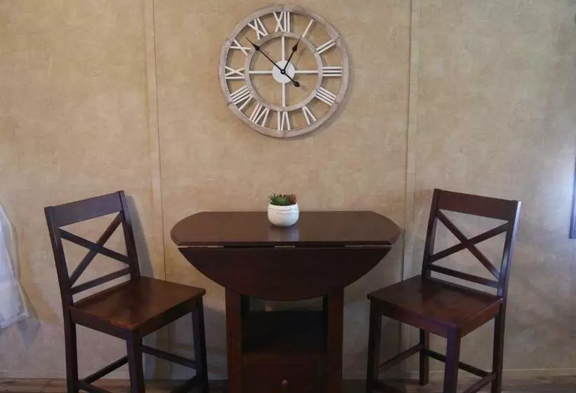 Retkeilymaja Kickapoo Shores Waterfront Cottages