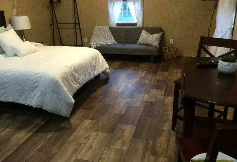 Retkeilymaja Kickapoo Shores Waterfront Cottages