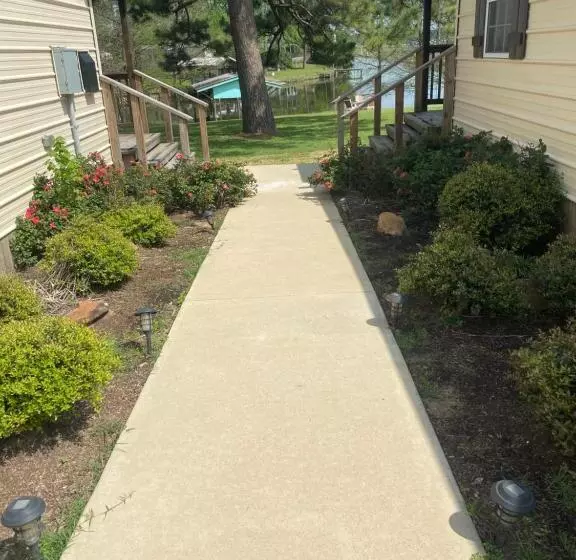 Retkeilymaja Kickapoo Shores Waterfront Cottages