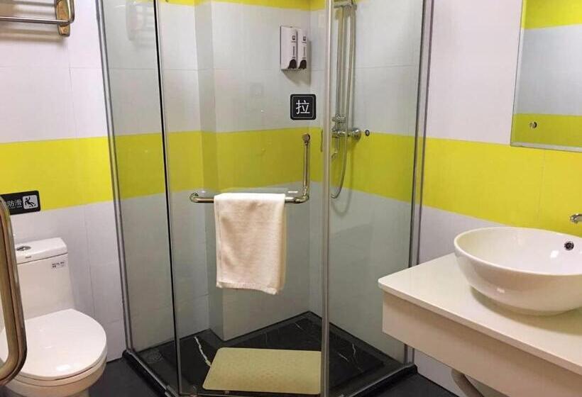 בית מלון כפרי 7days Inn Tongren Jiangkou Fanjing Mountain National Park Branch