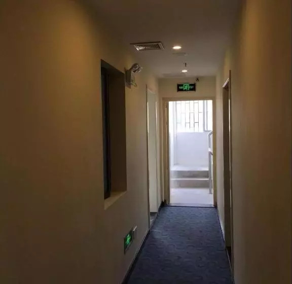 ホテル 7days Inn Tongren Jiangkou Fanjing Mountain National Park Branch