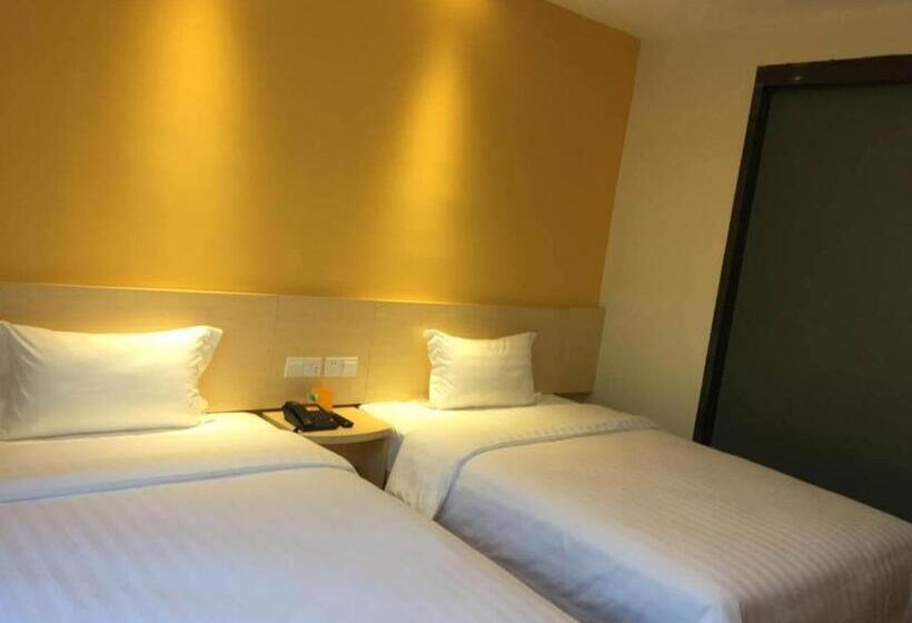 בית מלון כפרי 7days Inn Tongren Jiangkou Fanjing Mountain National Park Branch