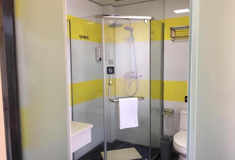 בית מלון כפרי 7days Inn Tongren Jiangkou Fanjing Mountain National Park Branch