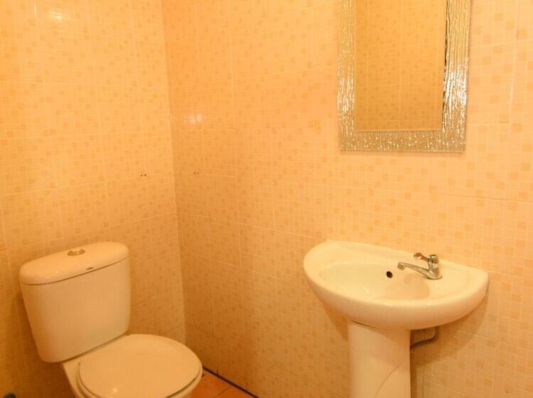 בית מלון כפרי Highway Inn