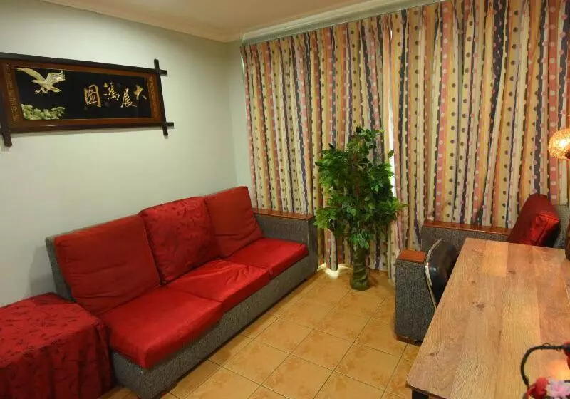 ホテル Highway Inn