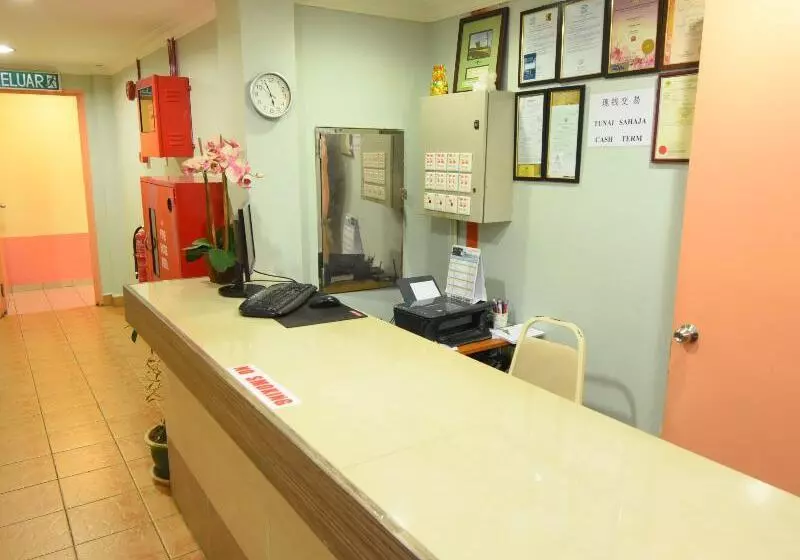 ホテル Highway Inn