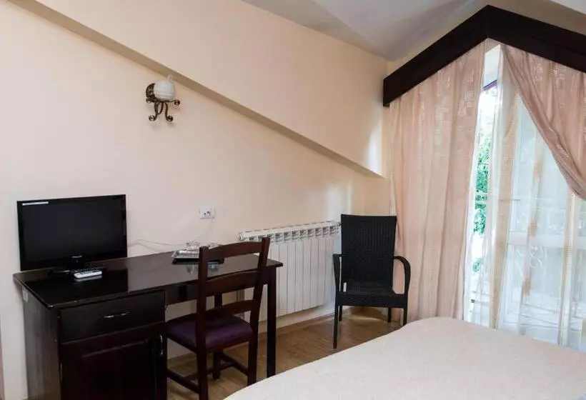 Hotelli Pensiunea Splendid