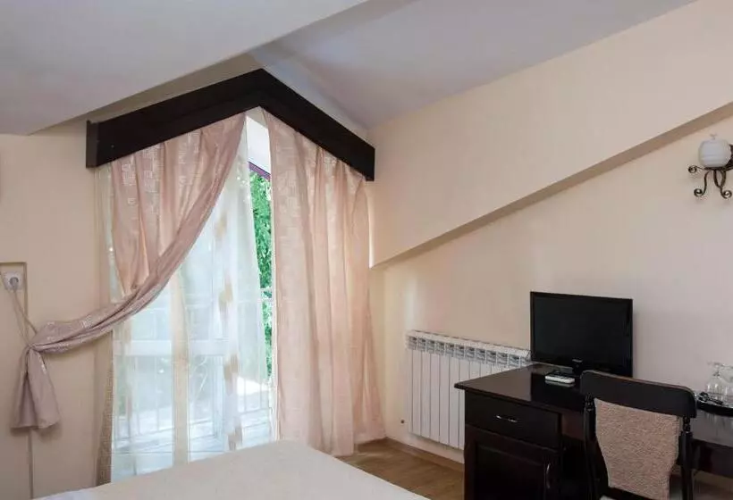 Hotelli Pensiunea Splendid