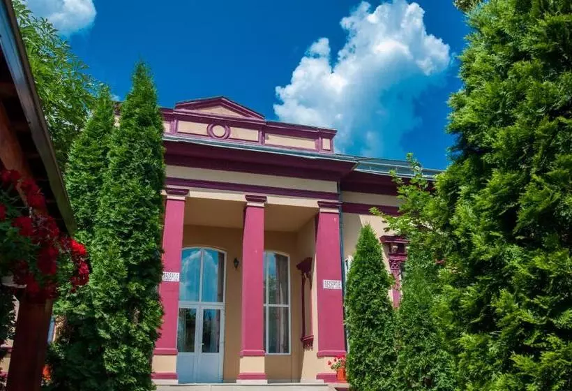 Hotelli Pensiunea Splendid