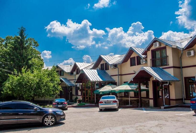 هتل Pensiunea Splendid