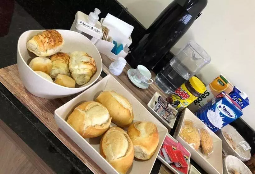 ホテル Prata Express