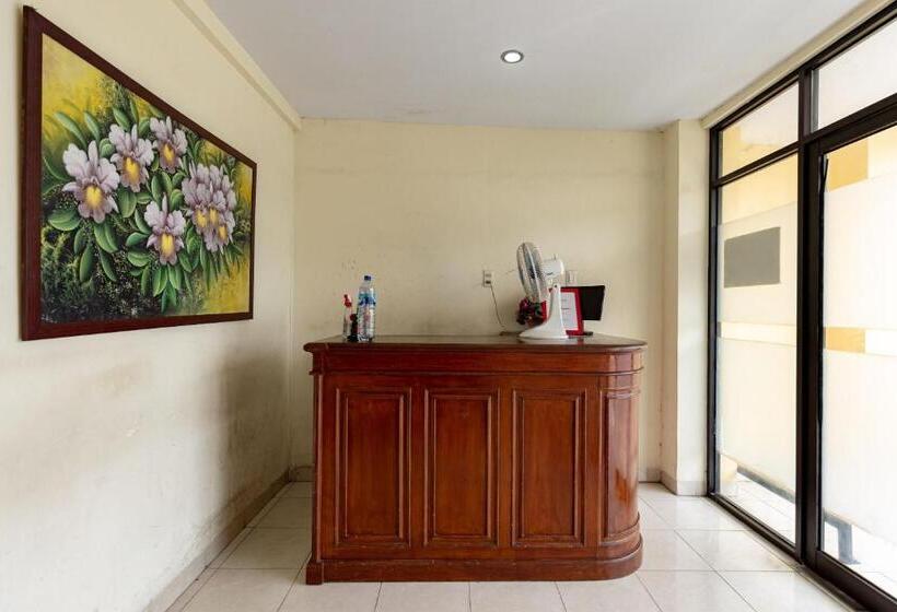 فندق Reddoorz @ Medan Johor 2