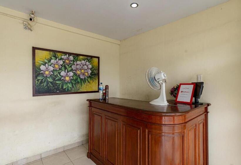 فندق Reddoorz @ Medan Johor 2