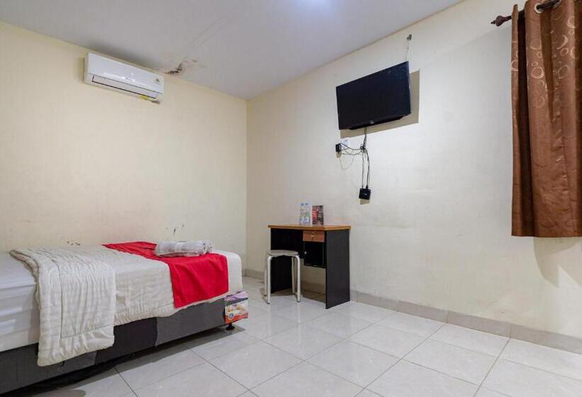 فندق Reddoorz @ Medan Johor 2