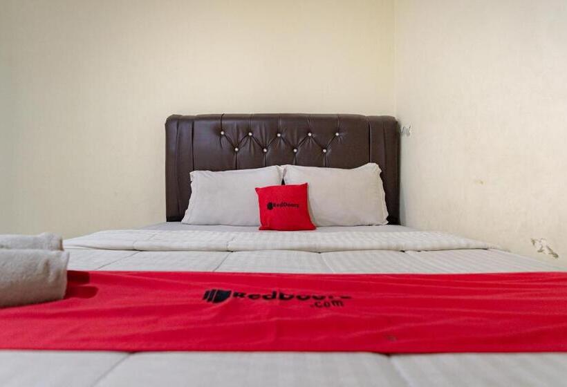 فندق Reddoorz @ Medan Johor 2