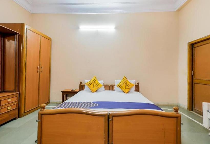 Отель Spot On 65385 Relax Home Stay