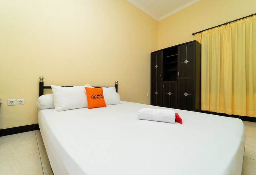 بنسيون Koolkost Syariah Near E Walk Mall Balikpapan 2