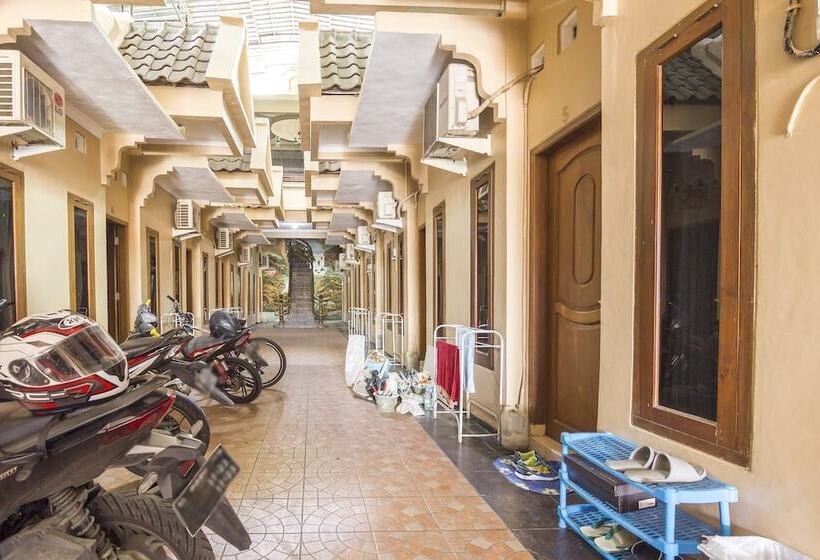 بنسيون Koolkost Syariah Near Rsjd Amino Semarang