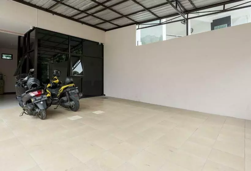 Majatalo Koolkost Syariah Near Upn Veteran