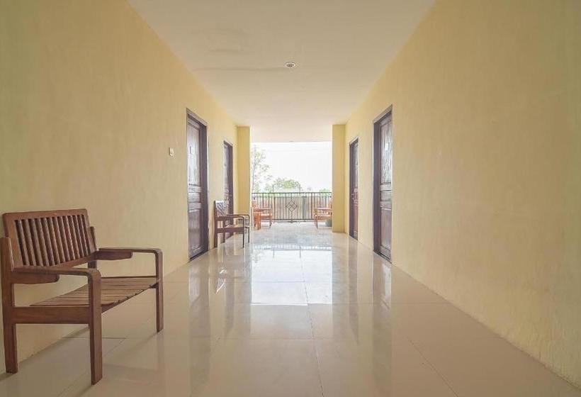 פנסיון Reddoorz Syariah At Jalan Cilik Riwut Kapuas