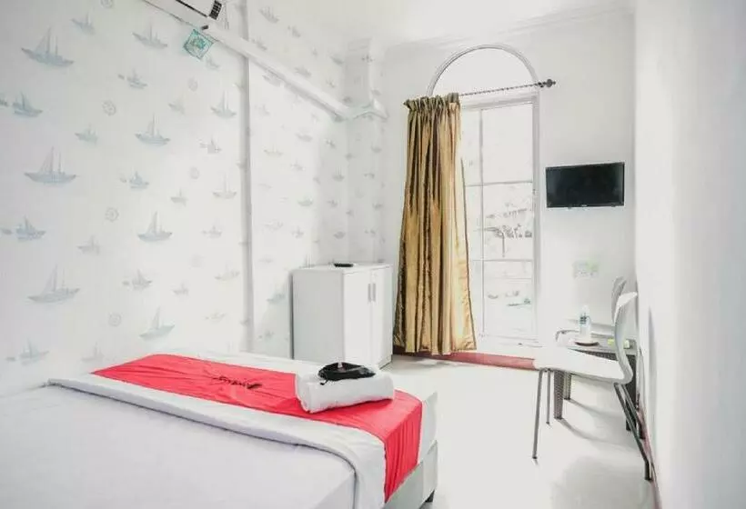 ペンション Reddoorz Near Nagoya Hill Batam 4