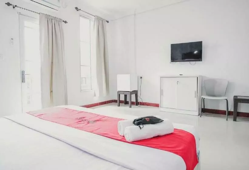 ペンション Reddoorz Near Nagoya Hill Batam 4
