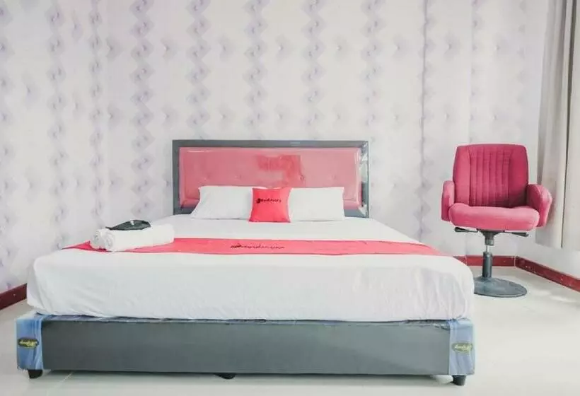 ペンション Reddoorz Near Nagoya Hill Batam 4
