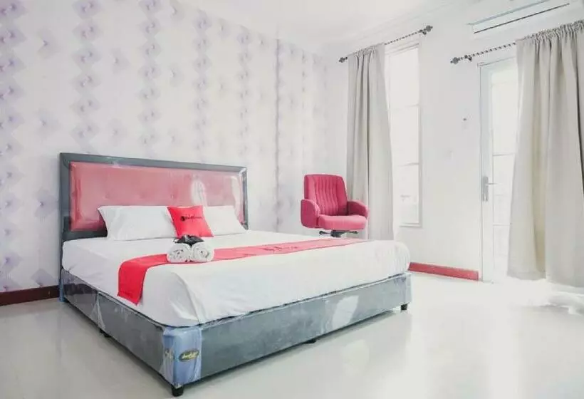 ペンション Reddoorz Near Nagoya Hill Batam 4