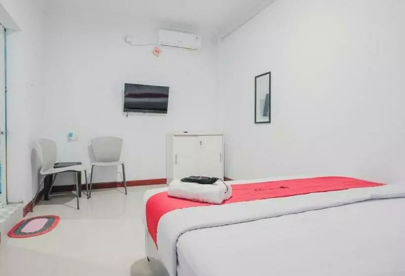 ペンション Reddoorz Near Nagoya Hill Batam 4