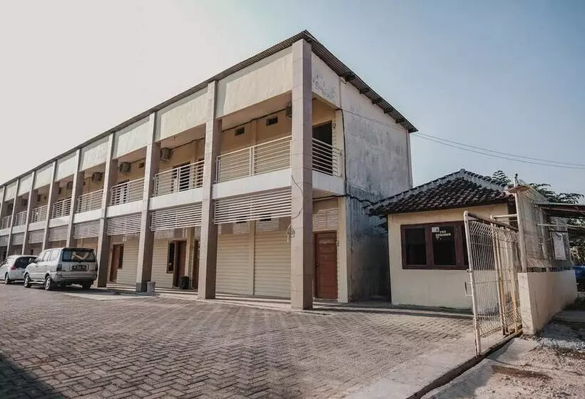 ペンション Reddoorz Near Rs Imanuel Lampung