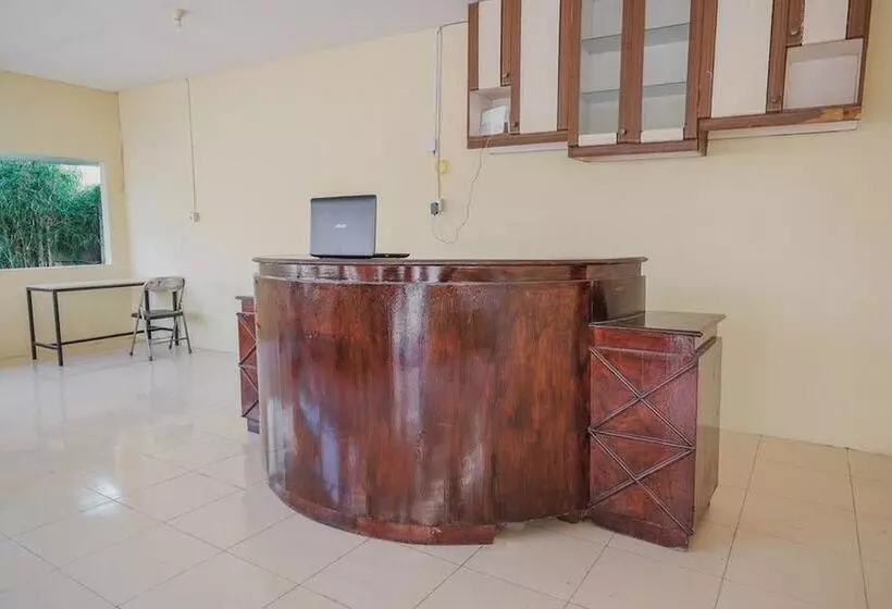 ペンション Reddoorz Near Rs Imanuel Lampung