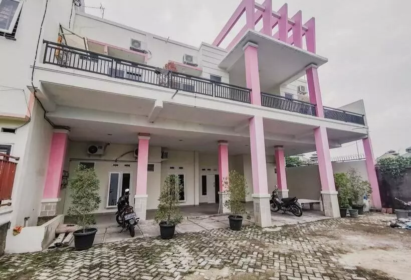 ペンション Reddoorz Near Universitas Lampung 2