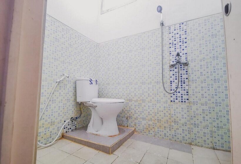 פנסיון Reddoorz Near Universitas Lampung 2