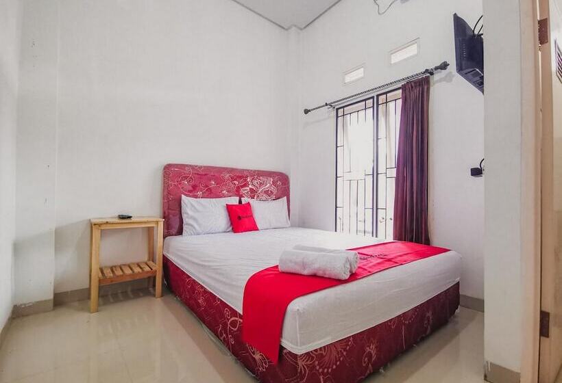 פנסיון Reddoorz Near Universitas Lampung 2