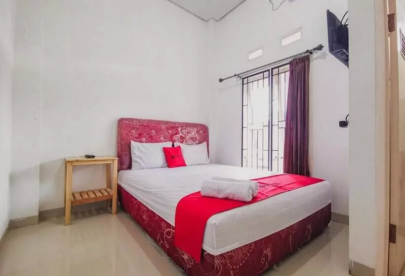ペンション Reddoorz Near Universitas Lampung 2