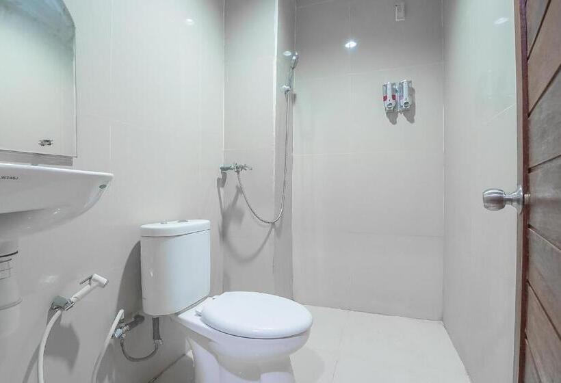 פנסיון Reddoorz Syariah At Jalan Cilik Riwut Kapuas