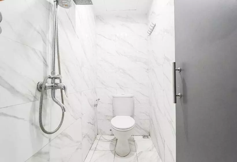 Pension The Edge By Lia