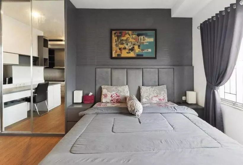 Pension The Edge By Lia